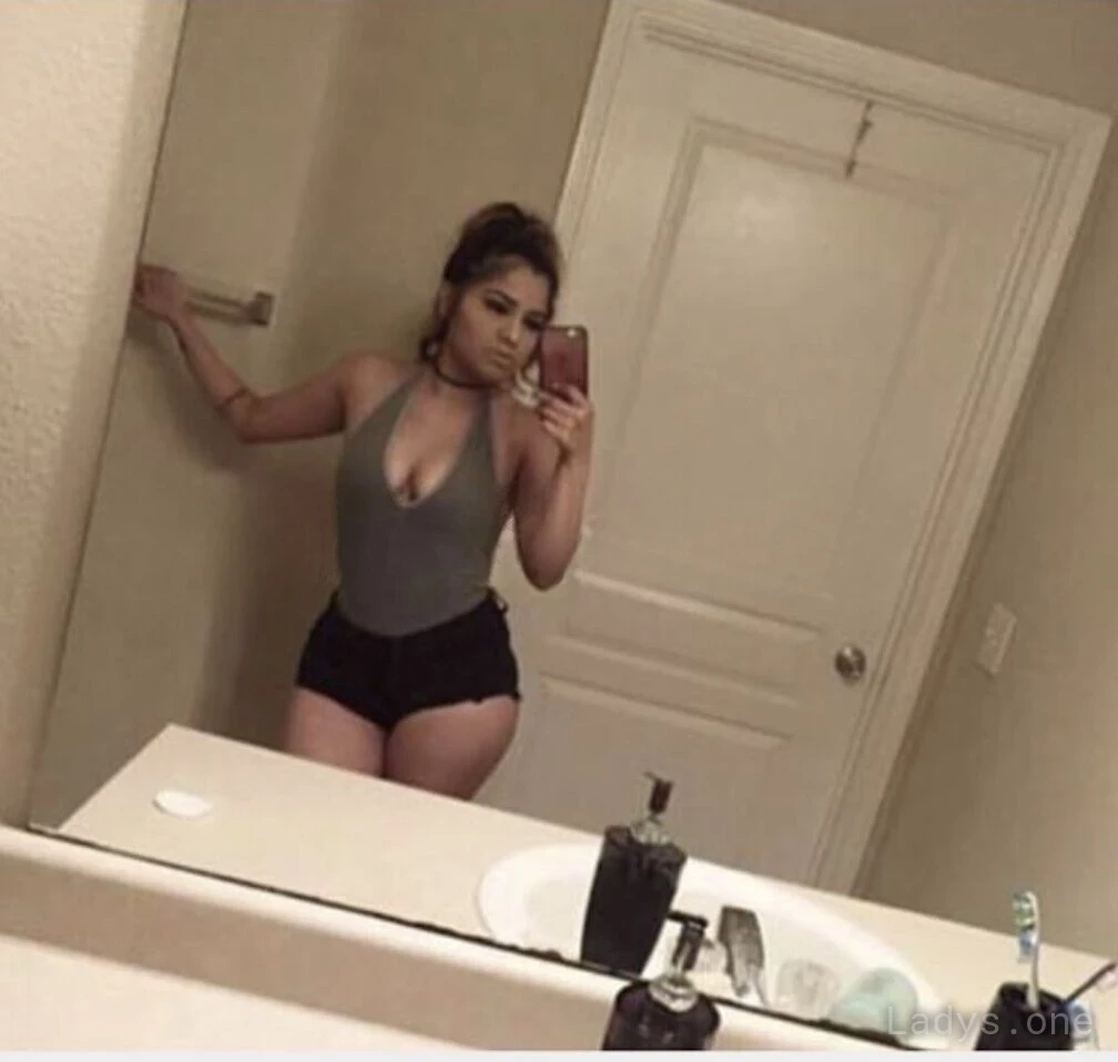 Brina (25) – Call Girl & Independent Escort Service in Bozeman - Gallery Photo 5