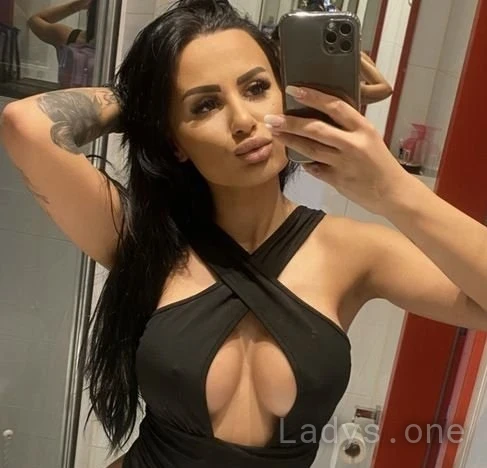 Candy Desire (22) – Call Girl & Independent Escort Service in Bracknell - Gallery Photo 4