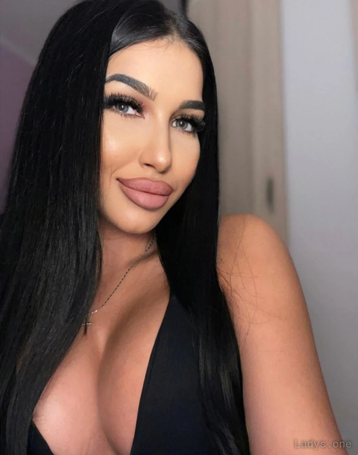Alina Sparkles (23) – Call Girl & Independent Escort Service in Bracknell - Gallery Photo 2