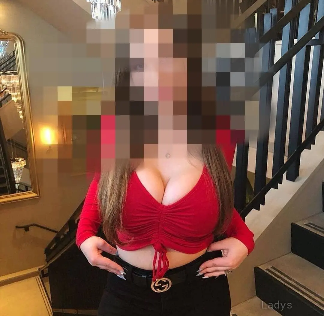 Nellybou (23) – Call Girl & Independent Escort Service in Braga - Gallery Photo 2
