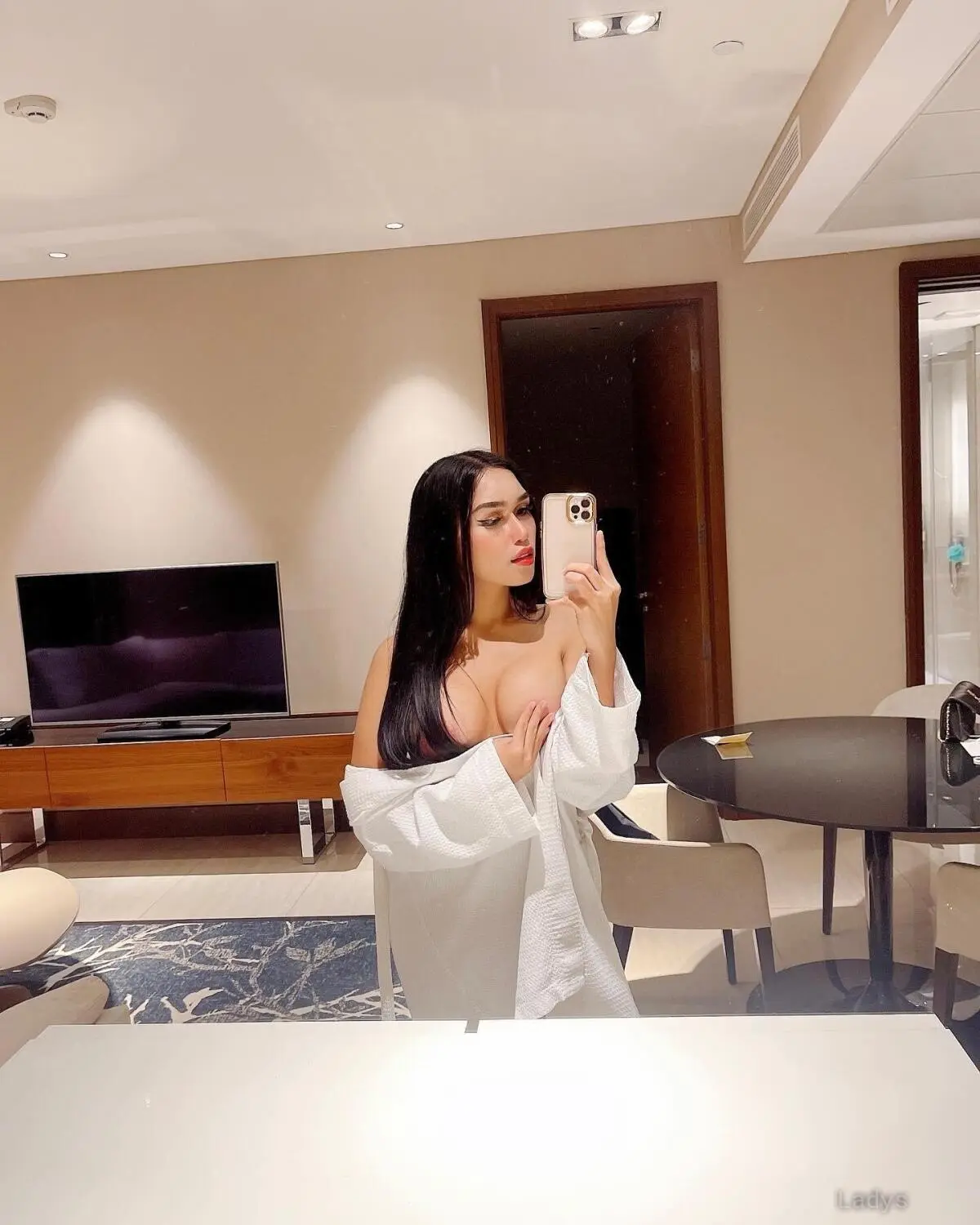 April (23) – Call Girl & Independent Escort Service in Brisbane - Gallery Photo 3