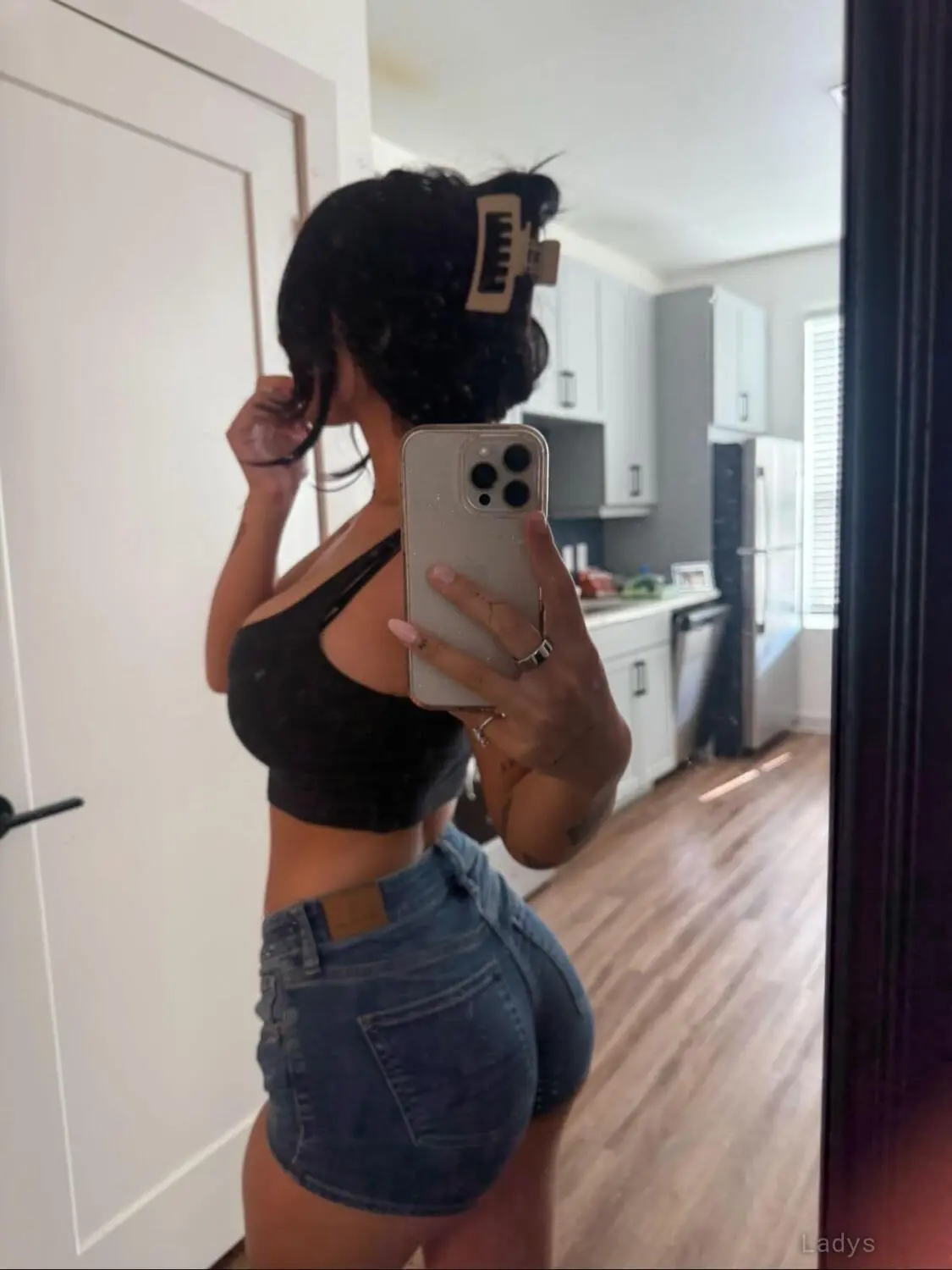 Kenza (19) – Call Girl & Independent Escort Service in Bristol - Gallery Photo 6
