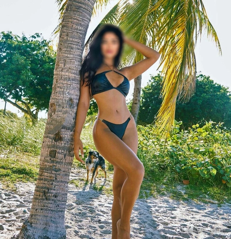 Annabel (21) – Call Girl & Independent Escort Service in The Bronx - Gallery Photo 5