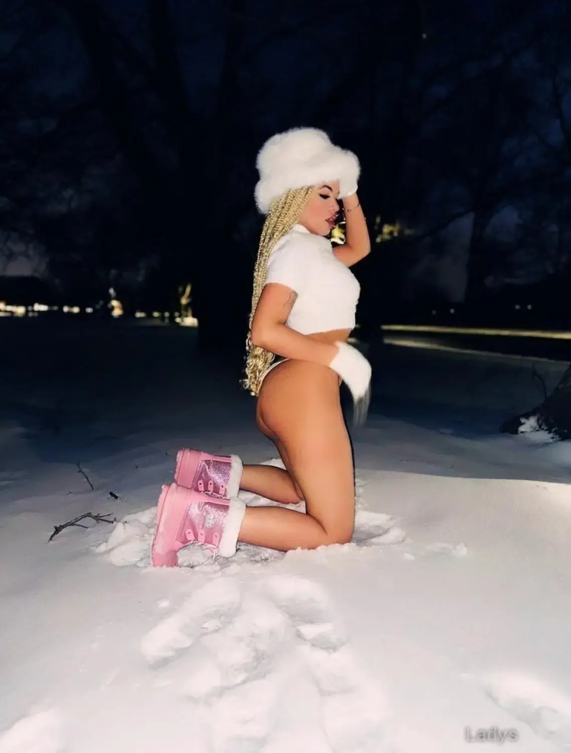Analia (25) – Call Girl & Independent Escort Service in Brookings - Gallery Photo 3