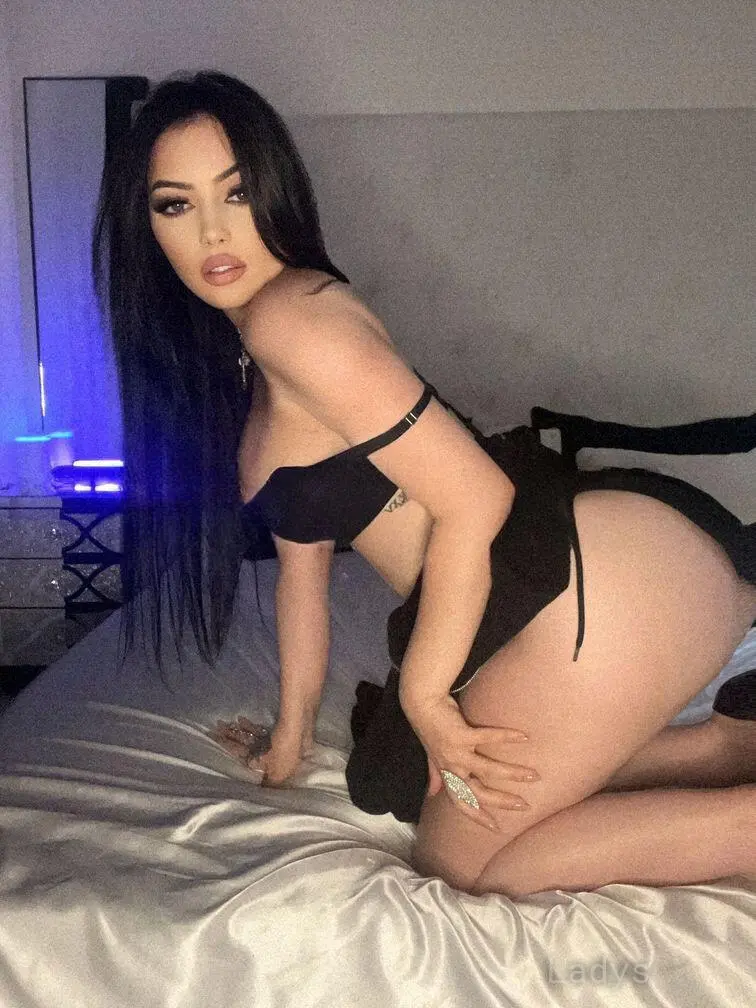 Xiomy (23) – Call Girl & Independent Escort Service in Brooklyn - Gallery Photo 3