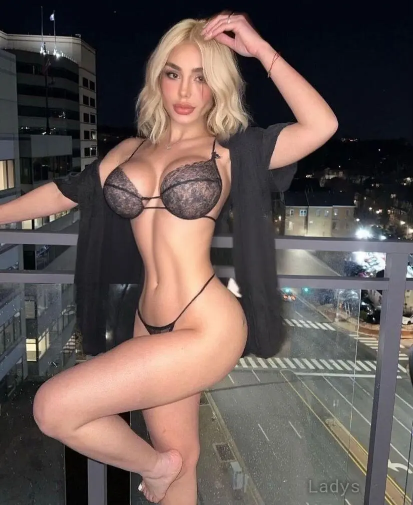 Ely (25) – Call Girl & Independent Escort Service in Brooklyn - Gallery Photo 3