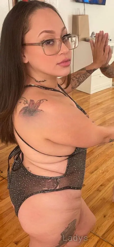 Irene (26) – Call Girl & Independent Escort Service in Brooklyn - Gallery Photo 3