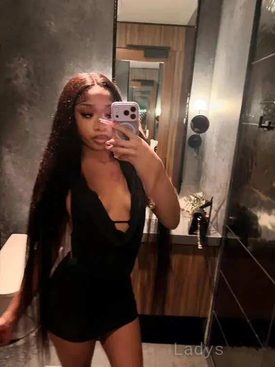 Trina (20) – Call Girl & Independent Escort Service in Brooklyn - Gallery Photo 5