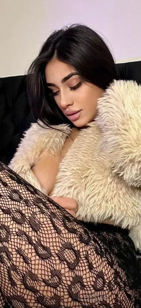 Lia (22) – Call Girl & Independent Escort Service in Brooklyn - Gallery Photo 3