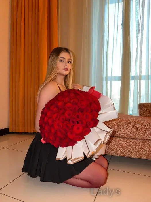 Eliz (21) – Call Girl & Independent Escort Service in Brussels - Gallery Photo 2