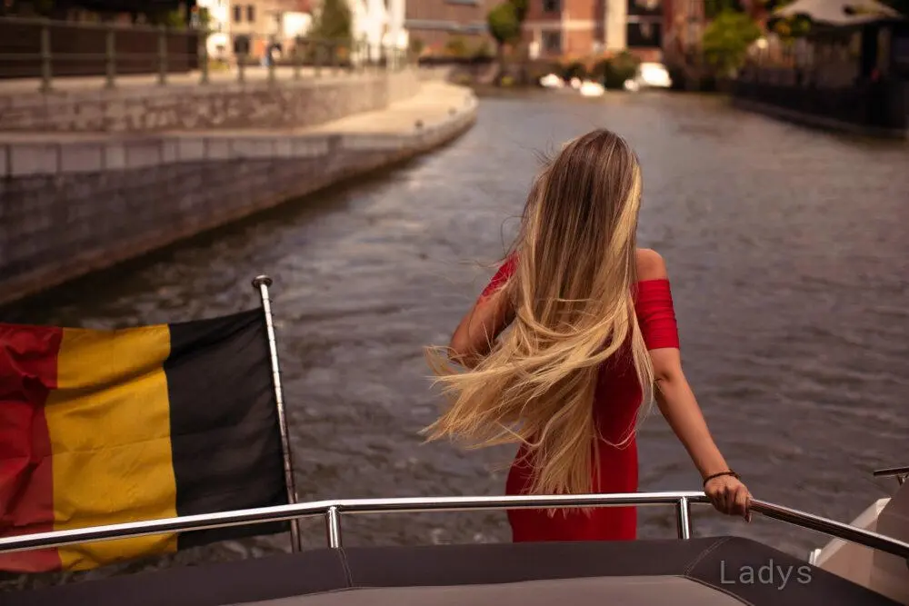 Lauren (29) – Call Girl & Independent Escort Service in Brussels - Gallery Photo 4