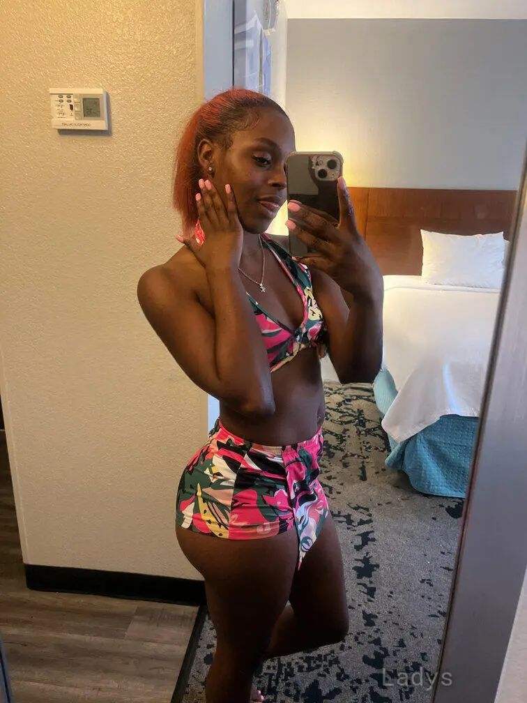 Chocolate Goddess (23) – Call Girl & Independent Escort Service in Buffalo - Gallery Photo 2