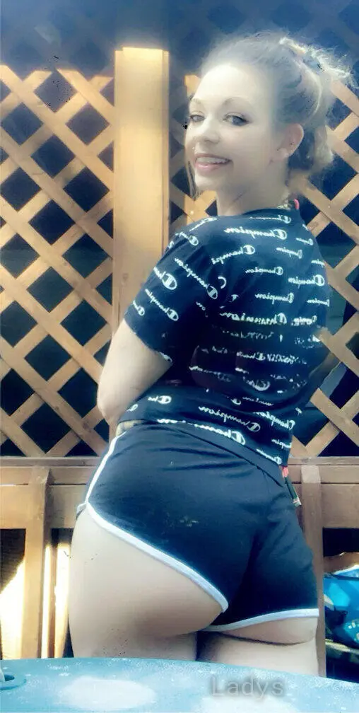Jessica (28) – Call Girl & Independent Escort Service in Buffalo - Gallery Photo 5
