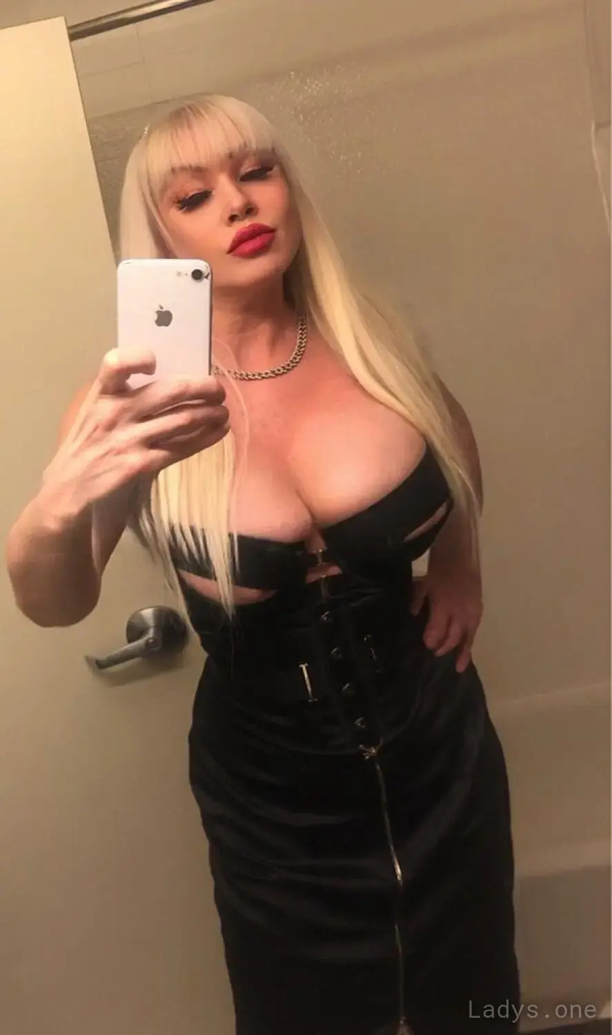 Victoria Jolie (40) – Call Girl & Independent Escort Service in Buffalo - Gallery Photo 3
