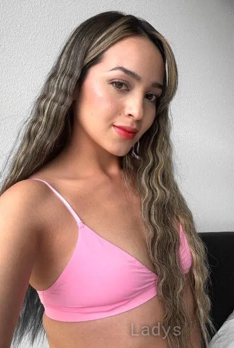 Aria (23) – Call Girl & Independent Escort Service in Bugibba - Gallery Photo 3