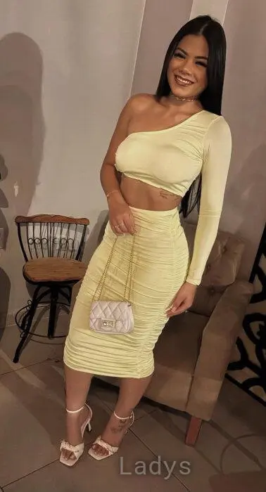 Luna (22) – Call Girl & Independent Escort Service in Bugibba - Gallery Photo 2