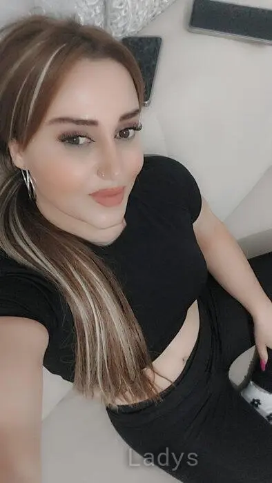 Larisa (25) – Call Girl & Independent Escort Service in Bursa - Gallery Photo 2