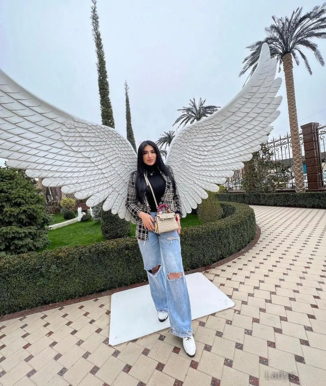 Nicola (22) – Call Girl & Independent Escort Service in Bursa - Gallery Photo 4