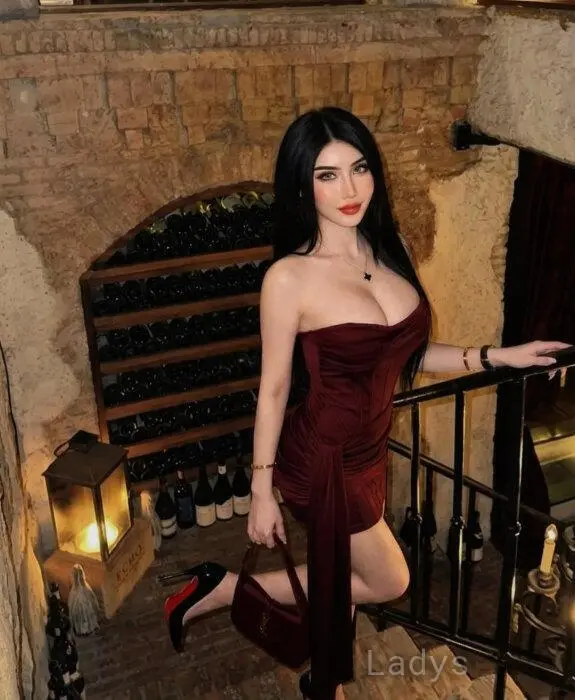 Alesya (23) – Call Girl & Independent Escort Service in Bursa - Gallery Photo 3