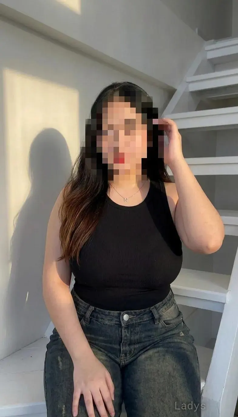 Sapya (23) – Call Girl & Independent Escort Service in Butwāl - Gallery Photo 2