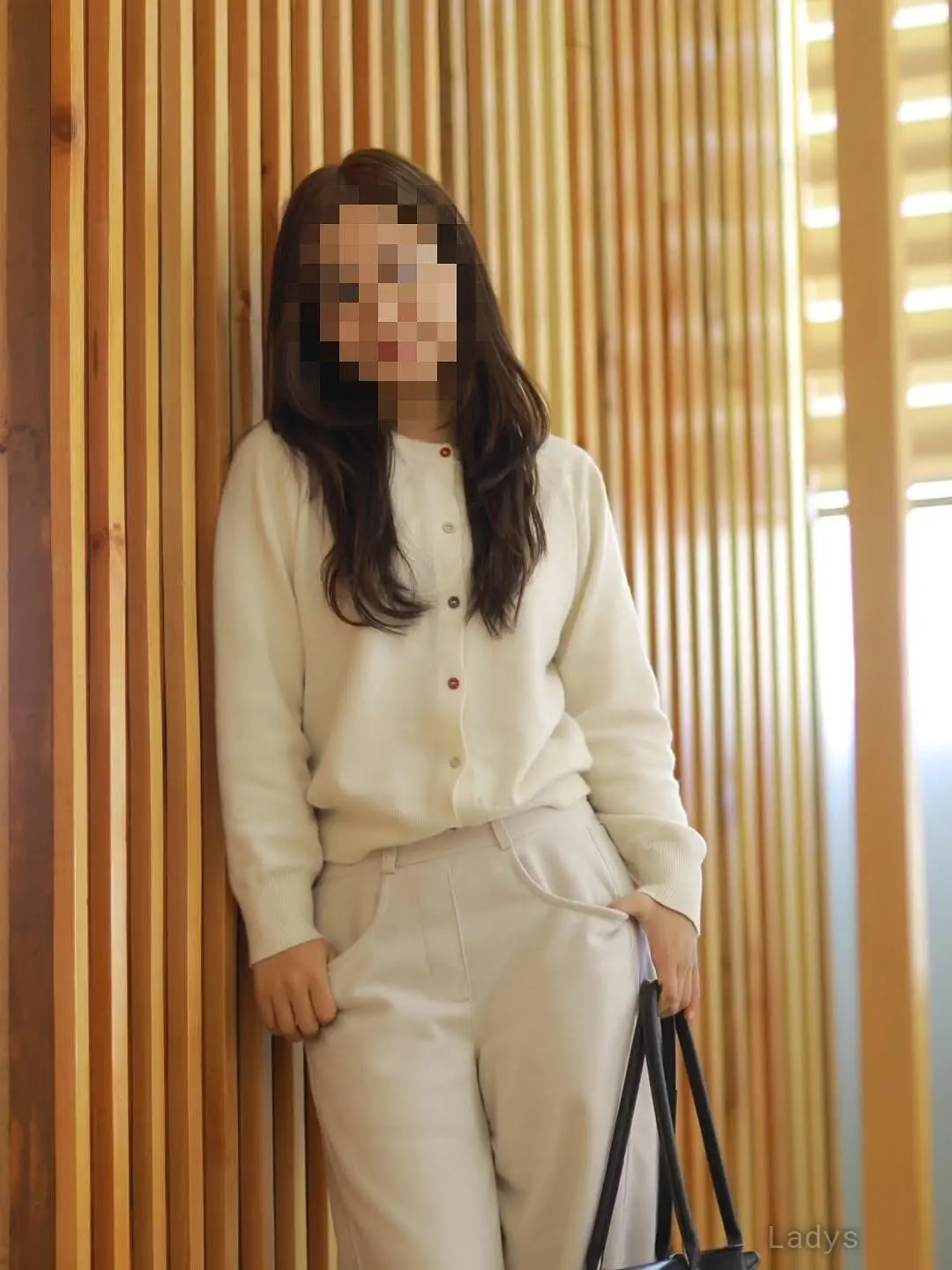 Nayla (22) – Call Girl & Independent Escort Service in Butwāl - Gallery Photo 3