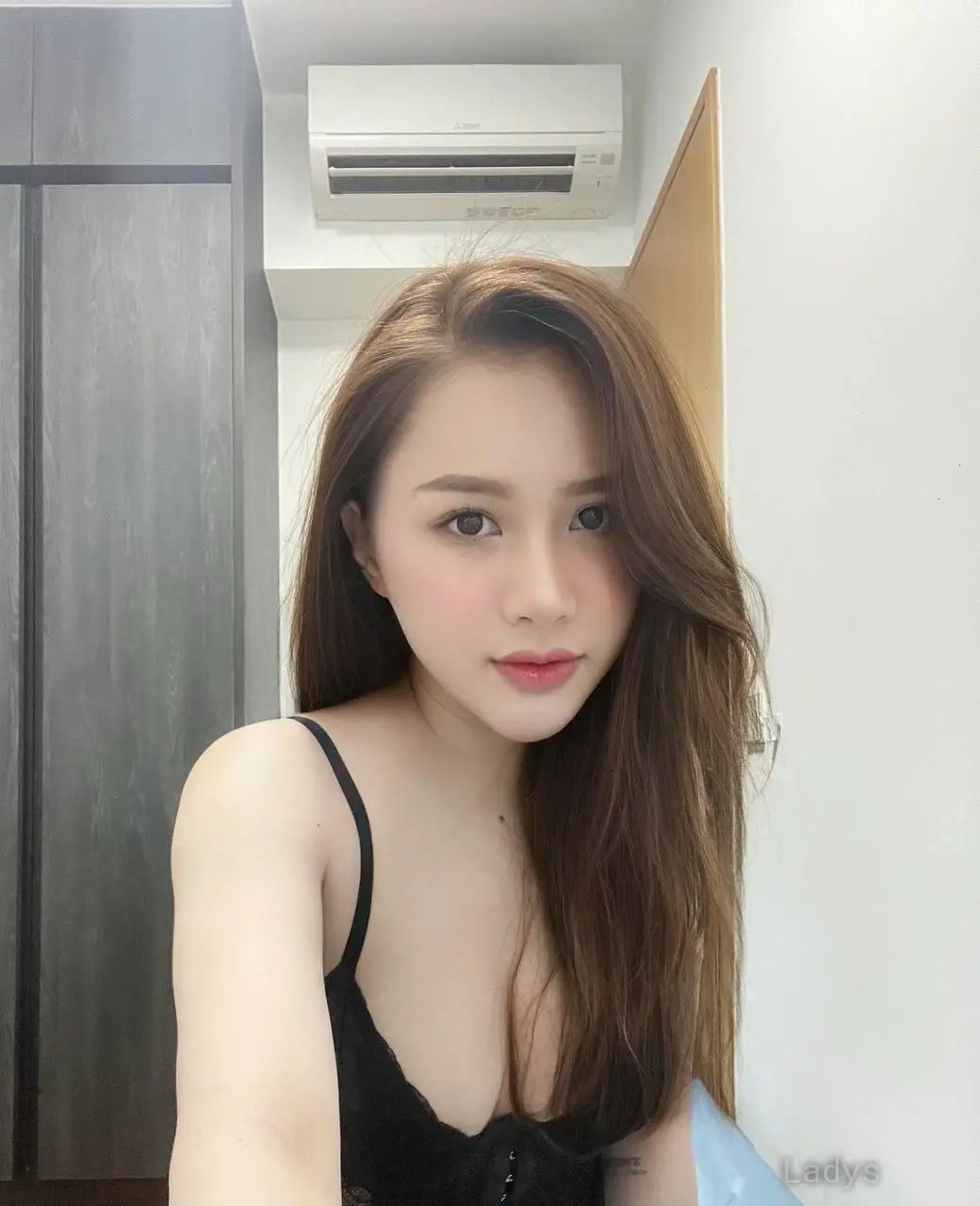 Sandhya (24) – Call Girl & Independent Escort Service in Butwāl - Gallery Photo 2