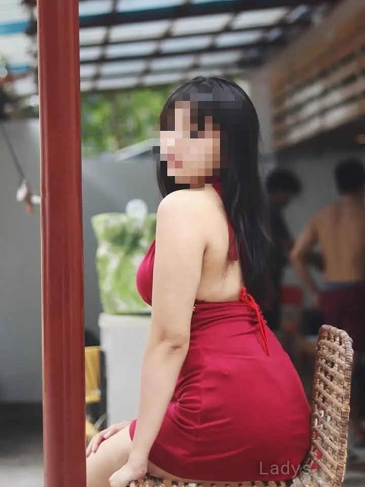 Mena (22) – Call Girl & Independent Escort Service in Butwāl - Gallery Photo 2