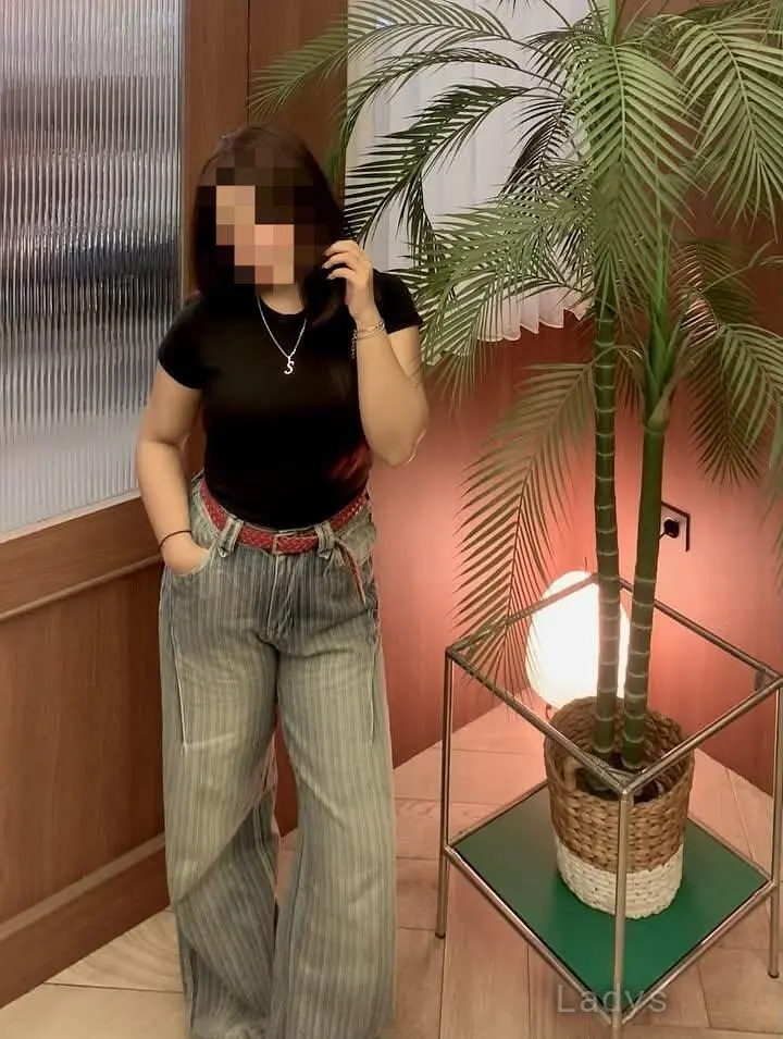 Suniya (22) – Call Girl & Independent Escort Service in Butwāl - Gallery Photo 2
