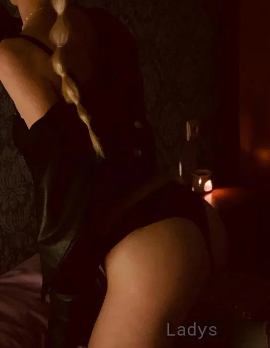 Aitana (25) – Call Girl & Independent Escort Service in Cadiz - Gallery Photo 3