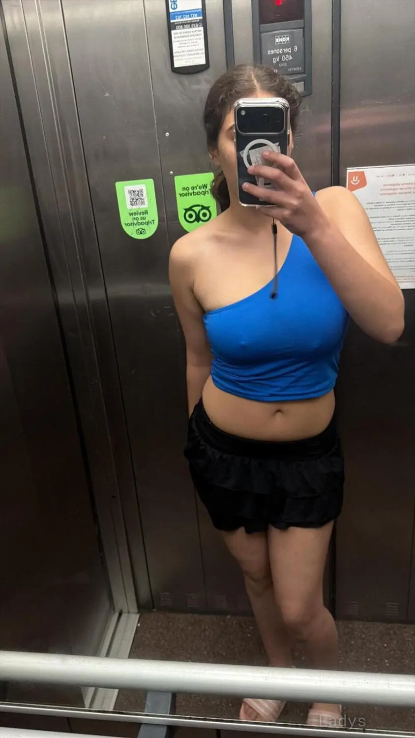 Vanessa (20) – Call Girl & Independent Escort Service in Córdoba - Gallery Photo 3