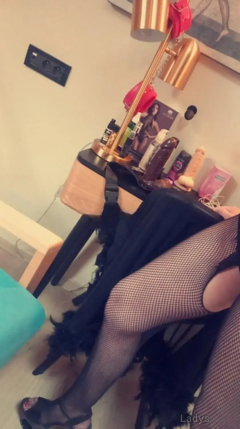 Sofia Anal (23) – Call Girl & Independent Escort Service in Caen - Gallery Photo 2