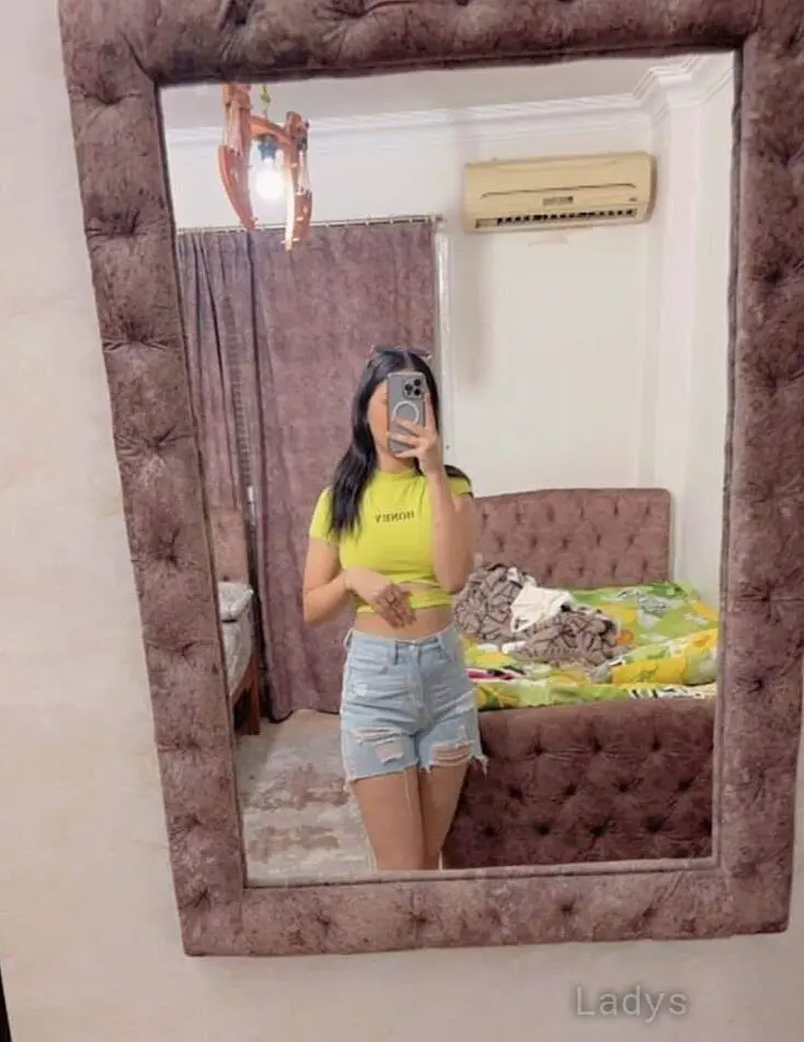Narim (28) – Call Girl & Independent Escort Service in Cairo - Gallery Photo 2