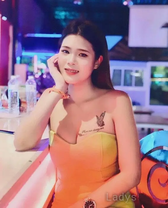 Nannan (23) – Call Girl & Independent Escort Service in Cairo - Gallery Photo 5