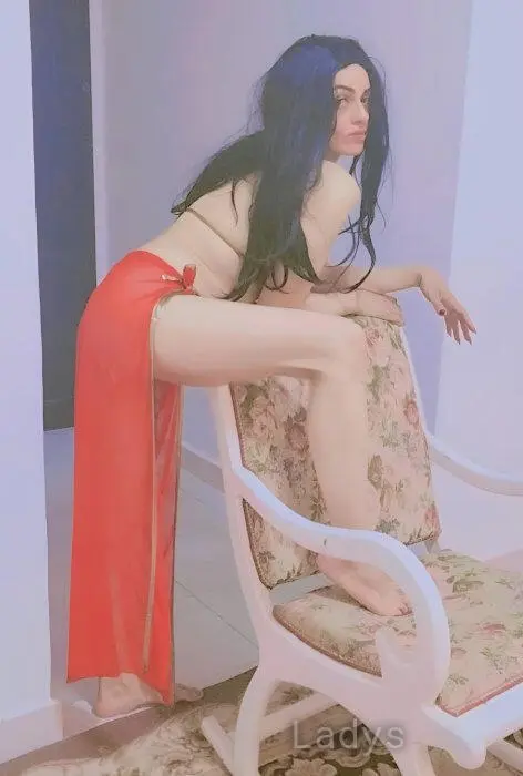 Lona (26) – Call Girl & Independent Escort Service in Cairo - Gallery Photo 3