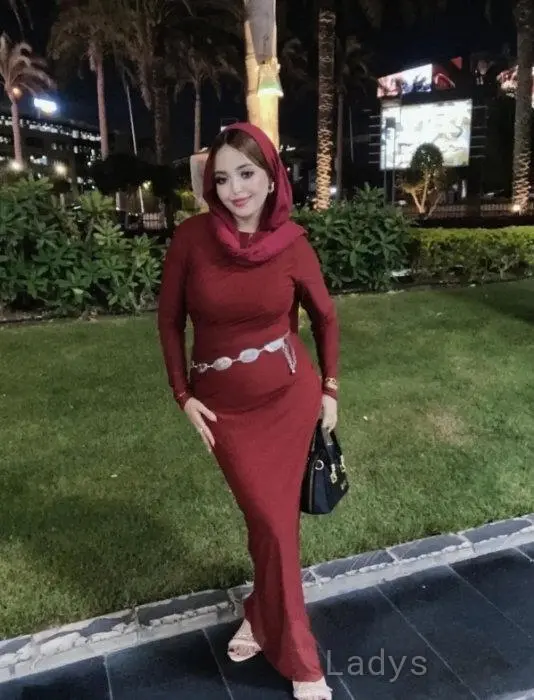 Cece (22) – Call Girl & Independent Escort Service in Cairo - Gallery Photo 3