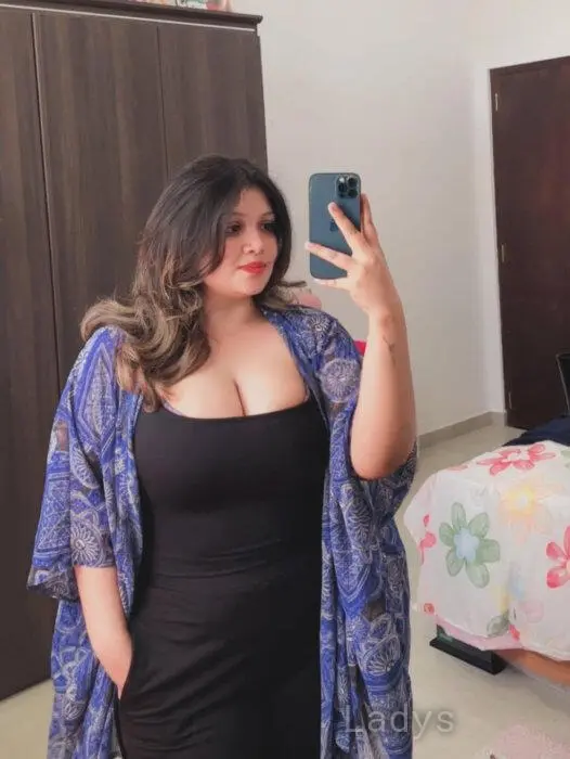 Honey (27) – Call Girl & Independent Escort Service in Cairo - Gallery Photo 3
