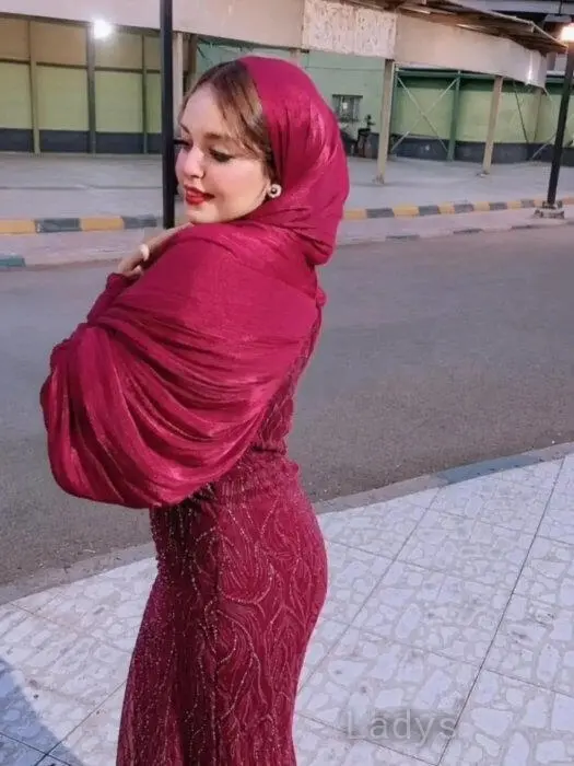 Cece (22) – Call Girl & Independent Escort Service in Cairo - Gallery Photo 2