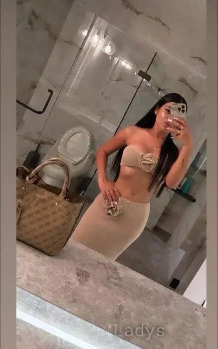 Isabela (22) – Call Girl & Independent Escort Service in Cancún - Gallery Photo 3