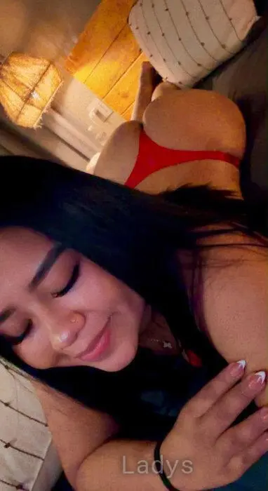 Kelly (22) – Call Girl & Independent Escort Service in Cancún - Gallery Photo 2