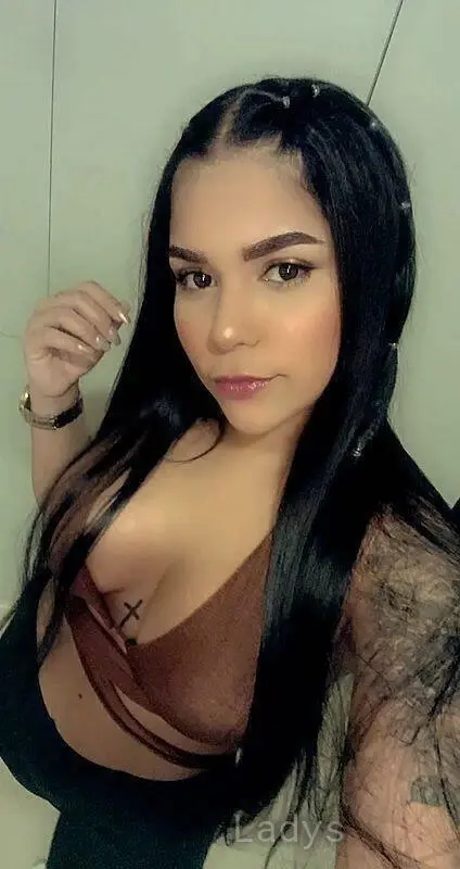 Wendy (25) – Call Girl & Independent Escort Service in Cancún - Gallery Photo 2