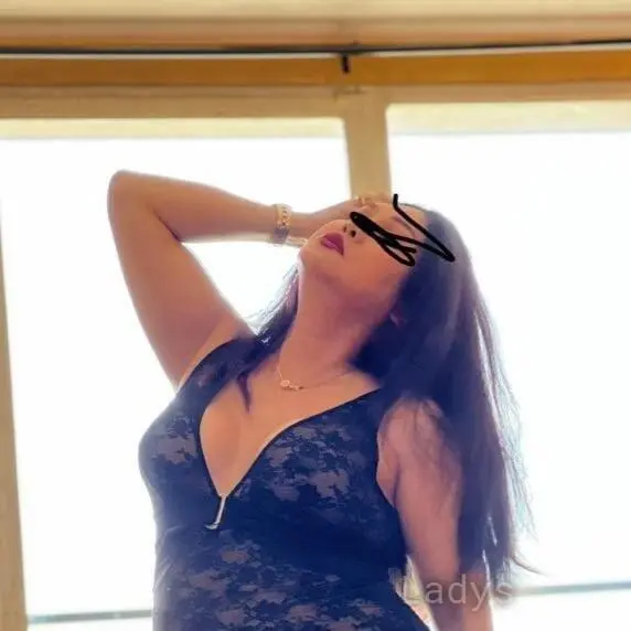 Maia Habit (28) – Call Girl & Independent Escort Service in Cannes - Gallery Photo 3