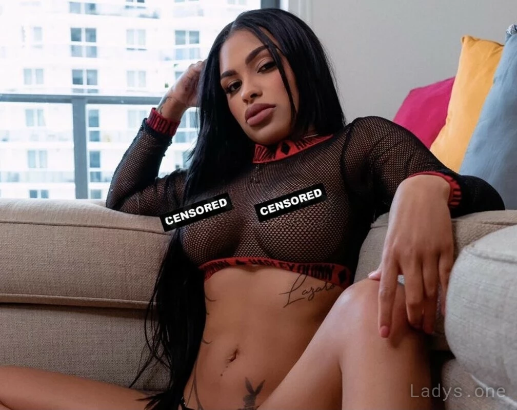 Crystal (24) – Call Girl & Independent Escort Service in Canton - Gallery Photo 4