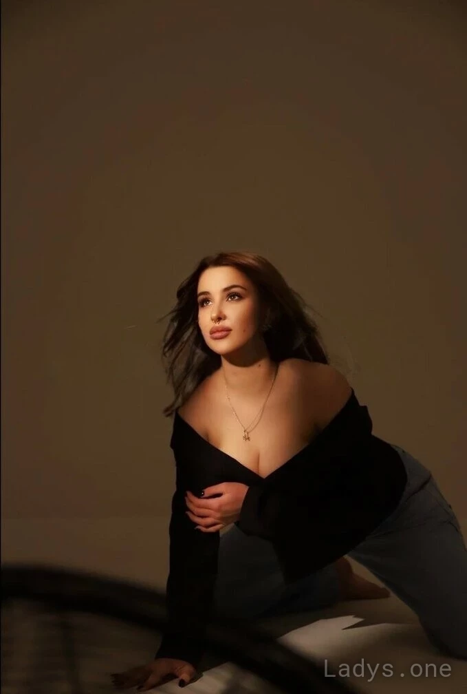 Diana (20) – Call Girl & Independent Escort Service in Canton - Gallery Photo 4