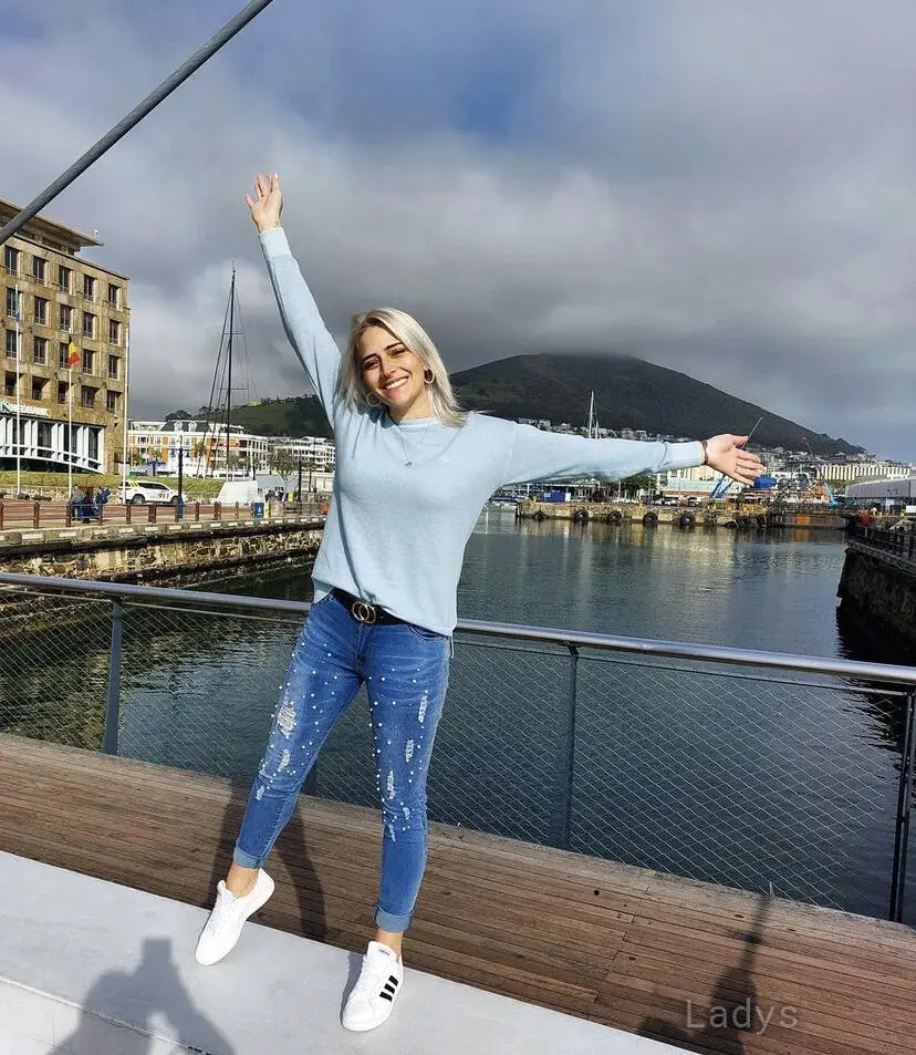 Jezzy (26) – Call Girl & Independent Escort Service in Cape Town - Gallery Photo 2