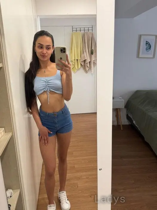 Yuki (23) – Call Girl & Independent Escort Service in Carcavelos - Gallery Photo 3