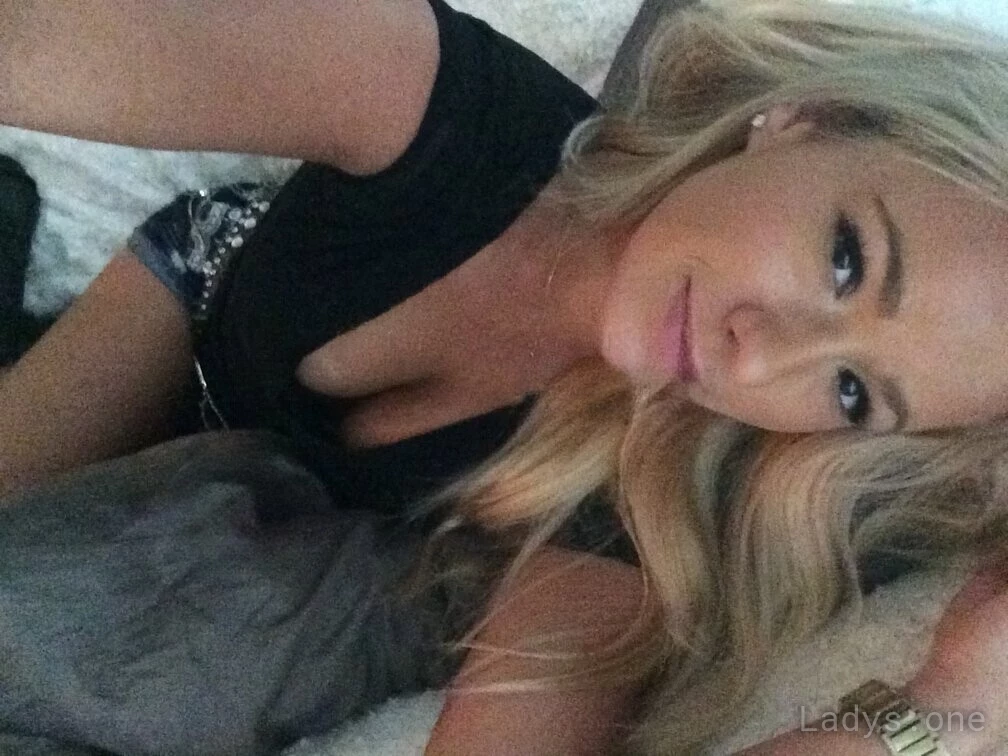 Emily (24) – Call Girl & Independent Escort Service in Carson City - Gallery Photo 5