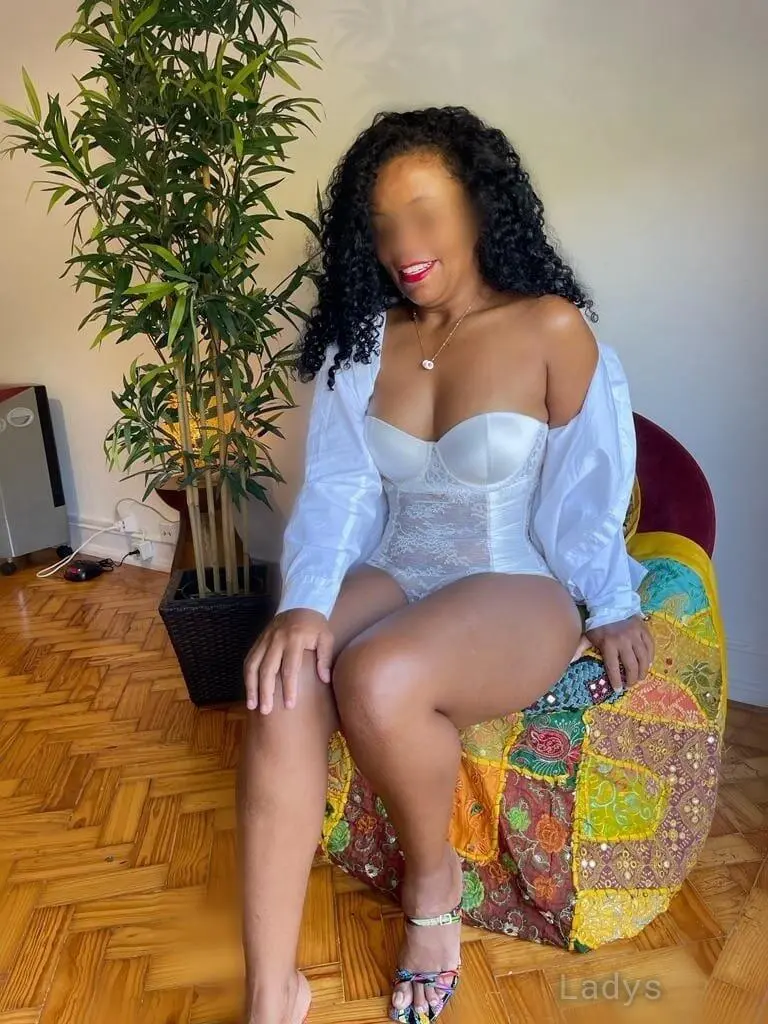 Caroll (26) – Call Girl & Independent Escort Service in Cascais - Gallery Photo 4
