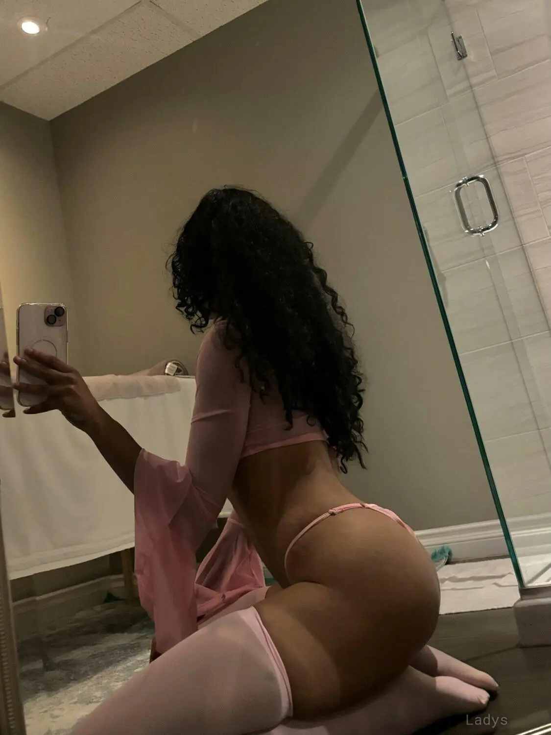Claire (26) – Call Girl & Independent Escort Service in Castlegar - Gallery Photo 2