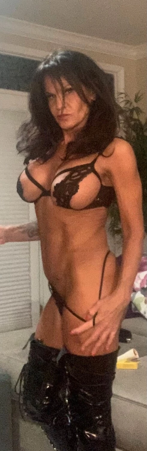 Shayla Morgan (50) – Call Girl & Independent Escort Service in Central Jersey - Gallery Photo 4