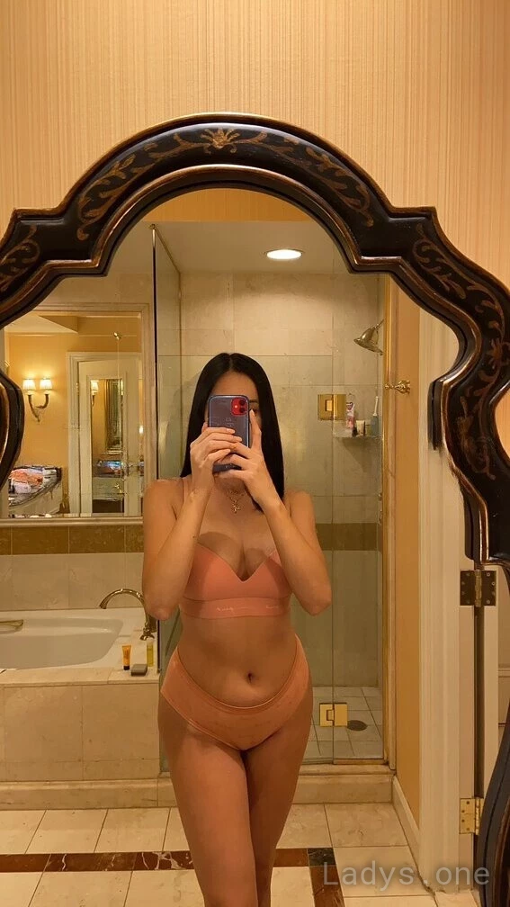 Yuri (28) – Call Girl & Independent Escort Service in Central Jersey - Gallery Photo 2